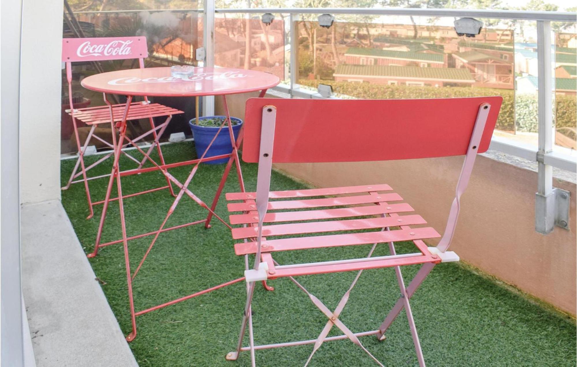 1 Bedroom Nice Apartment In Grandcamp Maisy Luaran gambar